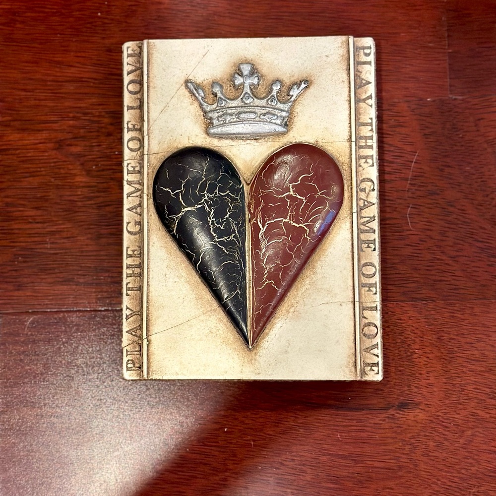 Sid Dickens’ “Heart and Crown” T66